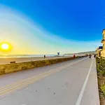 201-Surf Stars Studio